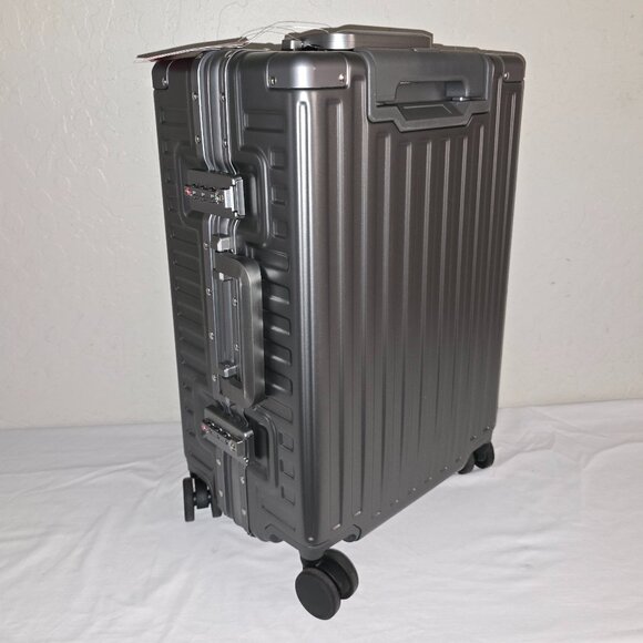ROAMING 20" Zipperless Polycarbonate / Aluminum Frame Carry-On Spinner Luggage - Picture 5 of 13